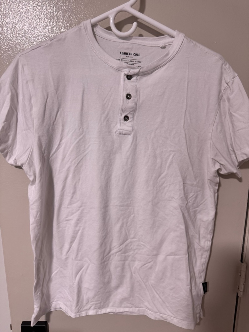 Kenneth Cole New York White Short-Sleeve Henley Tee
